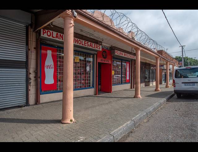 466M² BUSINESS FOR SALE IN TURFFONTEIN